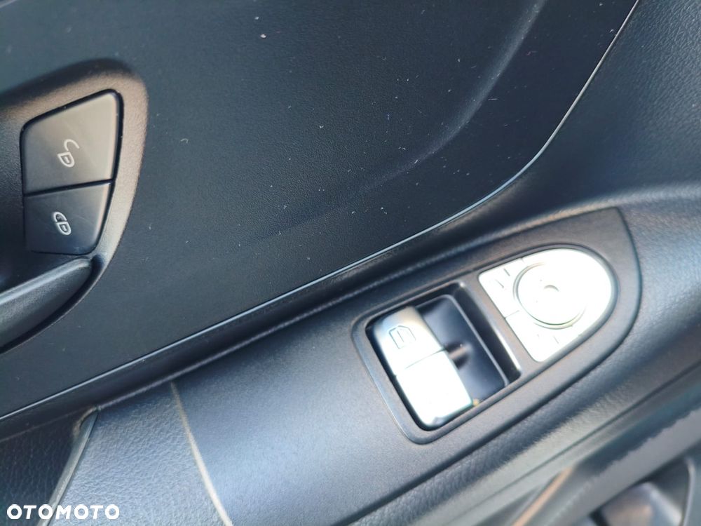 Mercedes-Benz Vito - 10