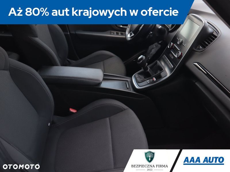 Renault Scenic - 11