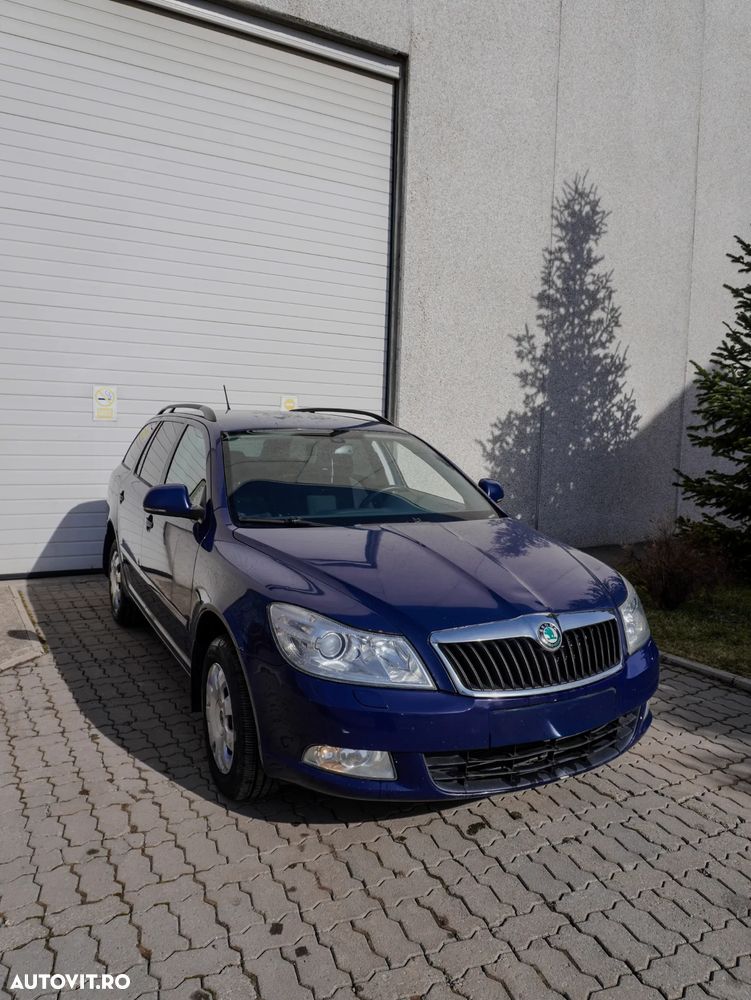 Skoda Octavia - 2