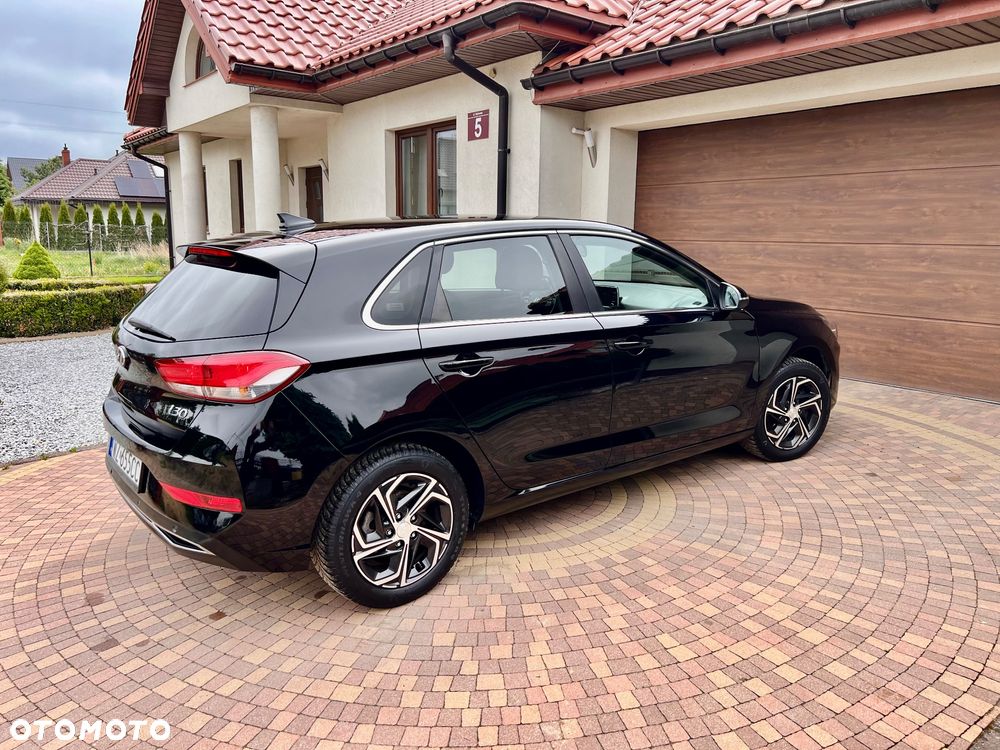 Hyundai i30 1.5 DPI Comfort - 34