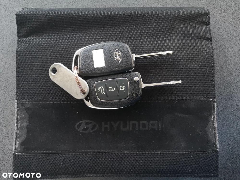 Hyundai i10 1.2 Fifa World Cup Edition - 7