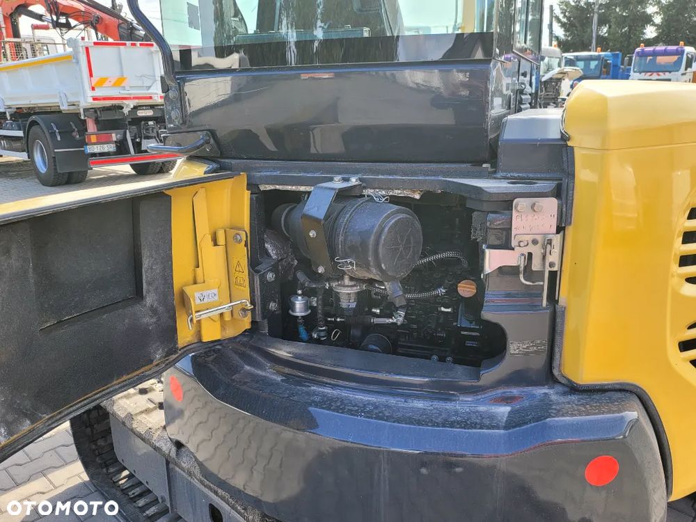 Komatsu PC55MR-3 / SPROWADZONA Z FRANCJI / 4 380 MTH / - 16