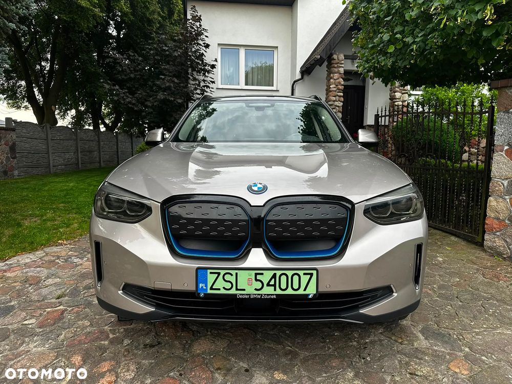 BMW iX3 Standard - 4