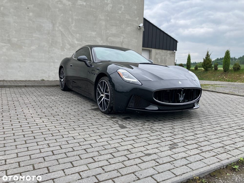 Maserati GranTurismo Modena - 2