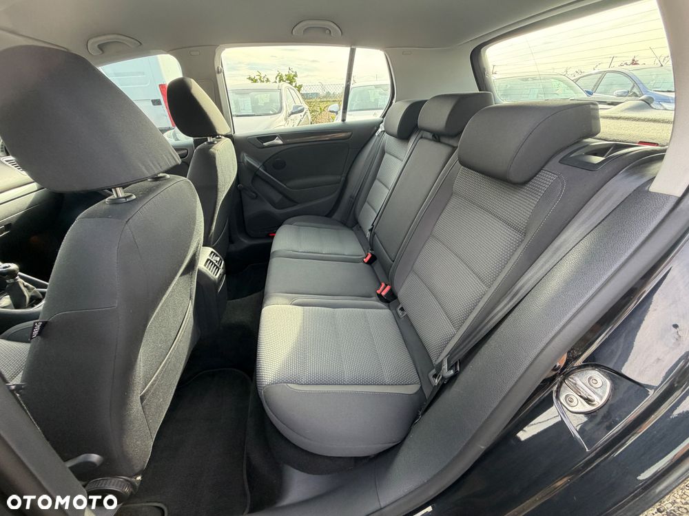 Volkswagen Golf - 20