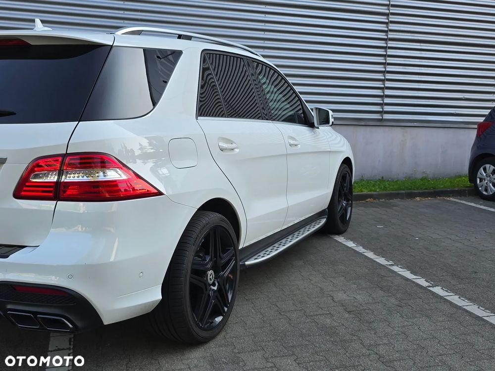 Mercedes-Benz ML 350 BlueTec 4-Matic - 34
