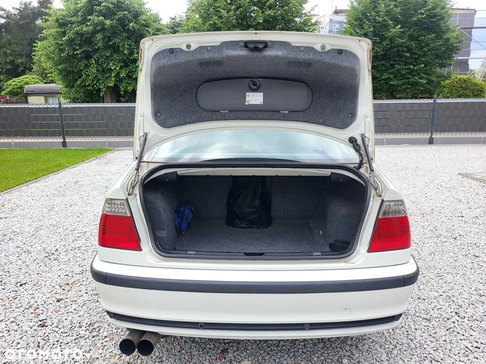 BMW Seria 3 - 16