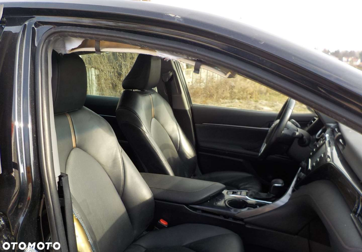 Toyota Camry - 16