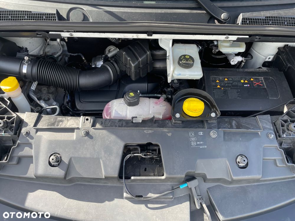 Renault Trafic Long Vivaro Custom T6 Primastar Proace Expert Jumpy - 17