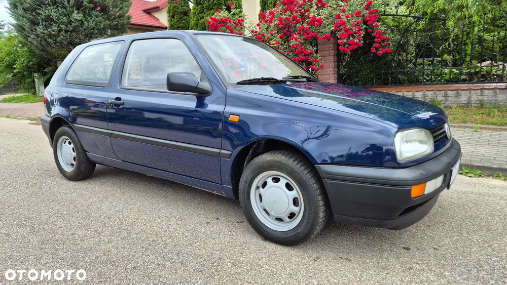 Volkswagen Golf 1.4 CL - 1