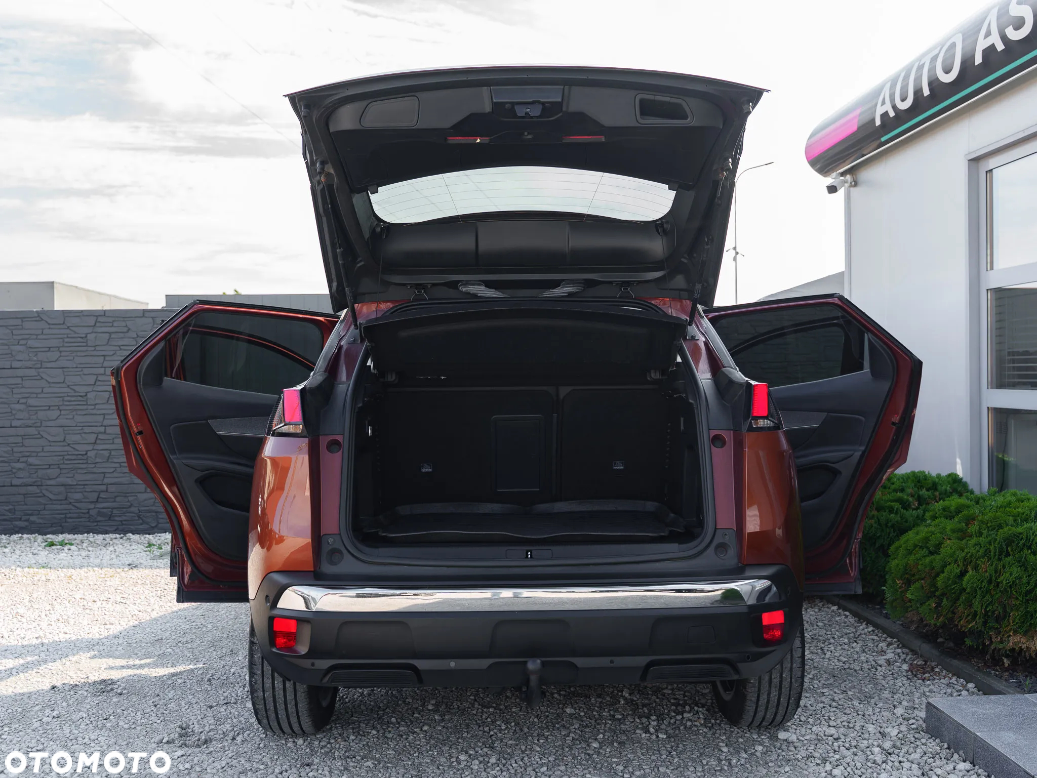 Peugeot 3008 1.6 BlueHDi Allure S&S - 13