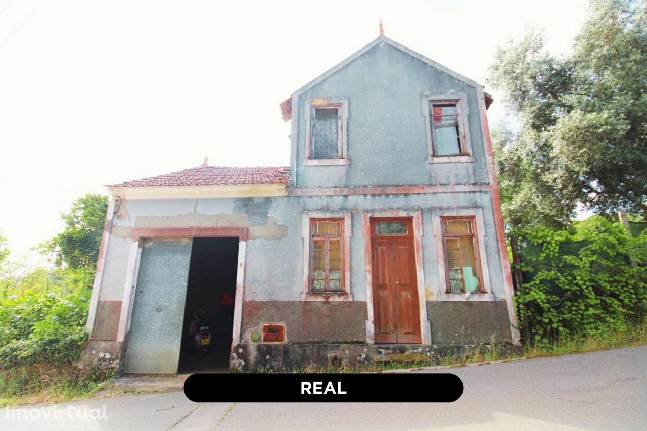 Moradia T3 para reabilitar em Oliveira do Bairro - Grande imagem: 2/23