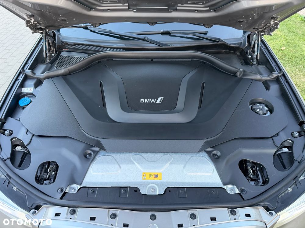 BMW iX3 Inspiring - 36