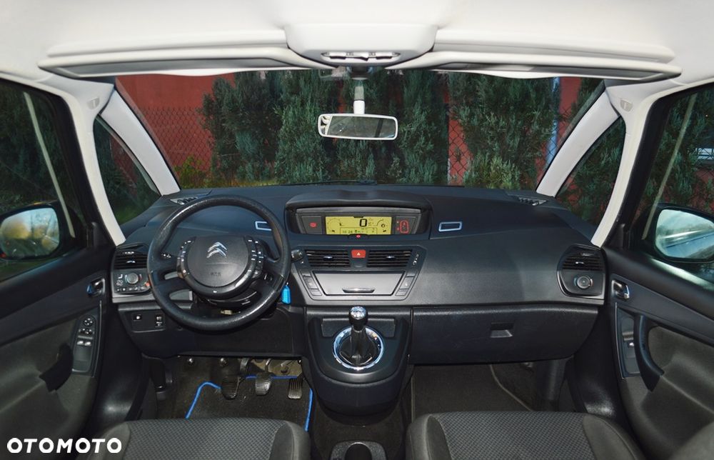 Citroën C4 Grand Picasso - 25