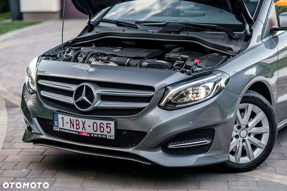 Mercedes-Benz Klasa B 180 7G-DCT Style - 11