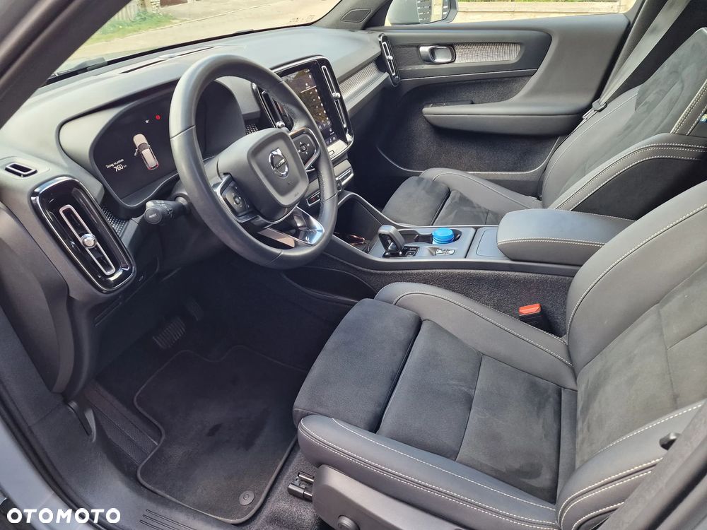 Volvo XC 40 B3 Core - 13