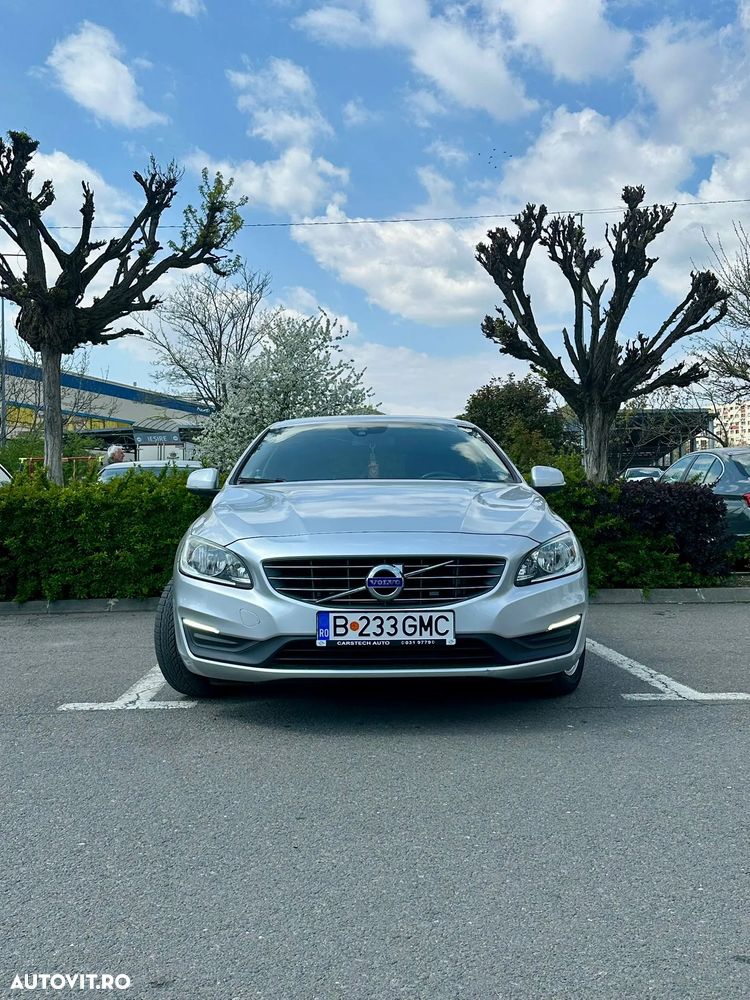 Volvo V60 D2 DRIVe Momentum - 13