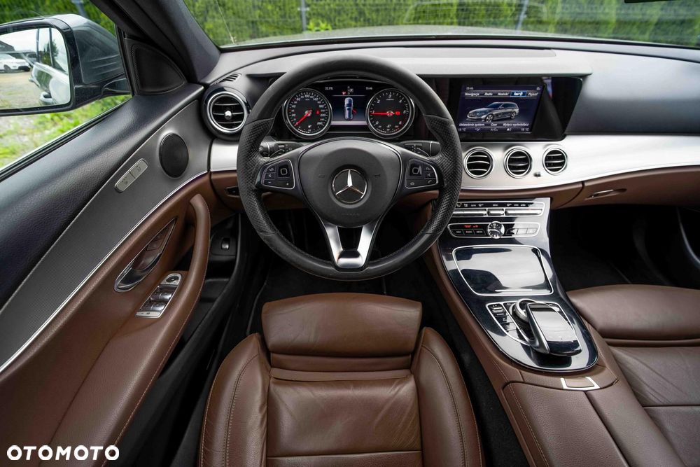 Mercedes-Benz Klasa E - 13