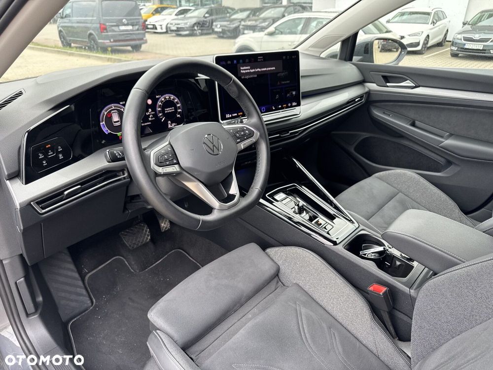 Volkswagen Golf Variant - 10