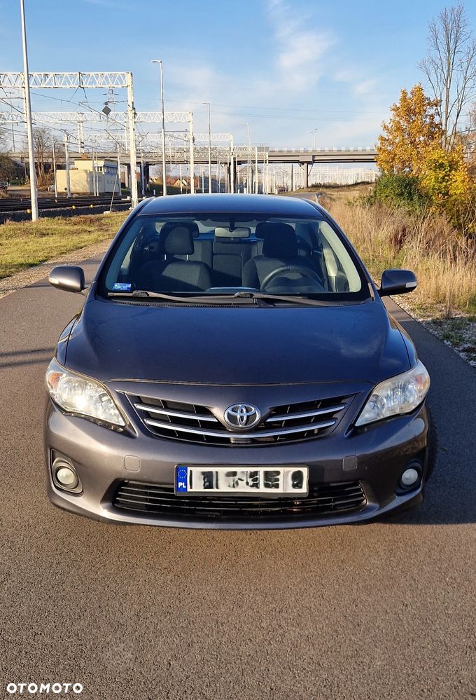 Toyota Corolla 1.6 Luna - 8