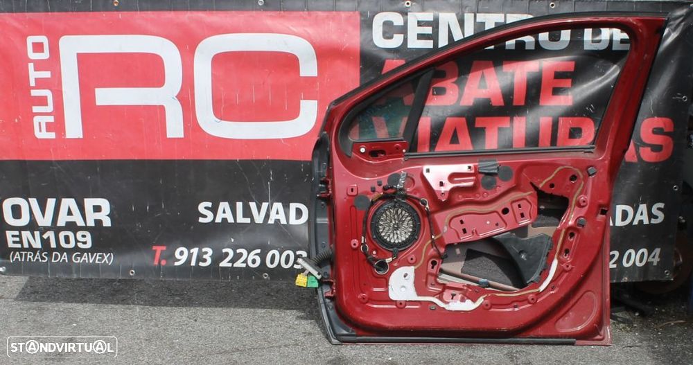 Porta da Frente do Lado Direito Peugeot 2008 - 2