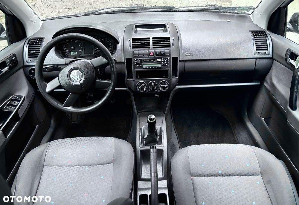 Volkswagen Polo 1.2 - 10