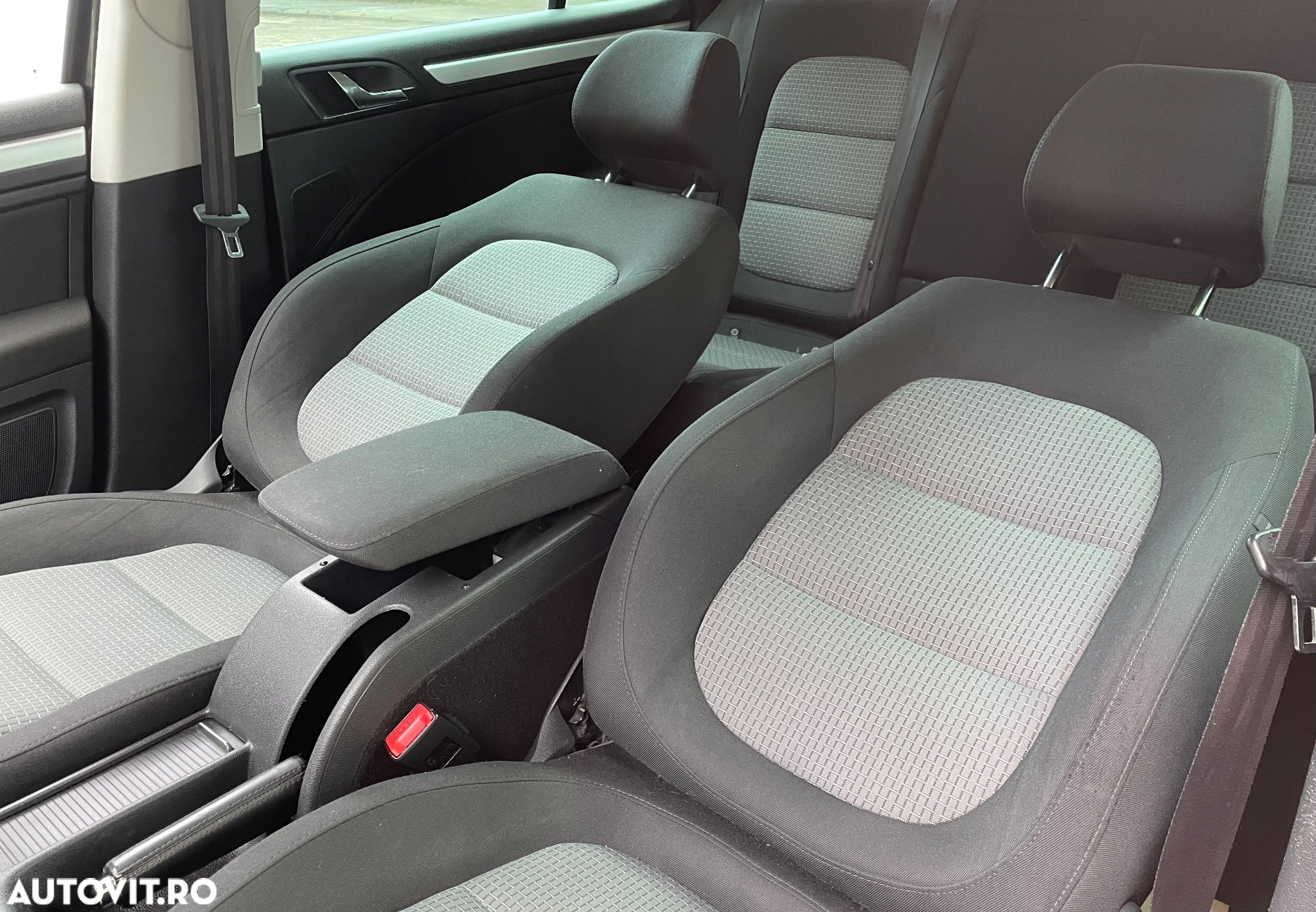 Skoda Superb 1.6 TDI GreenLine - 35