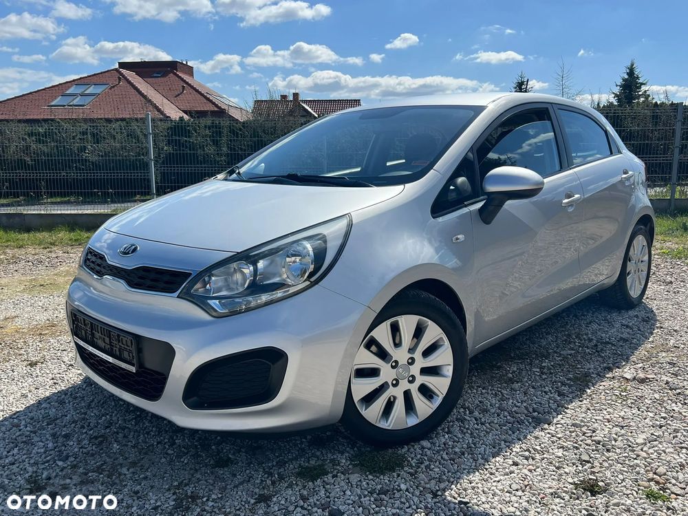 Kia Rio 1.2 Dream Team Edition - 1