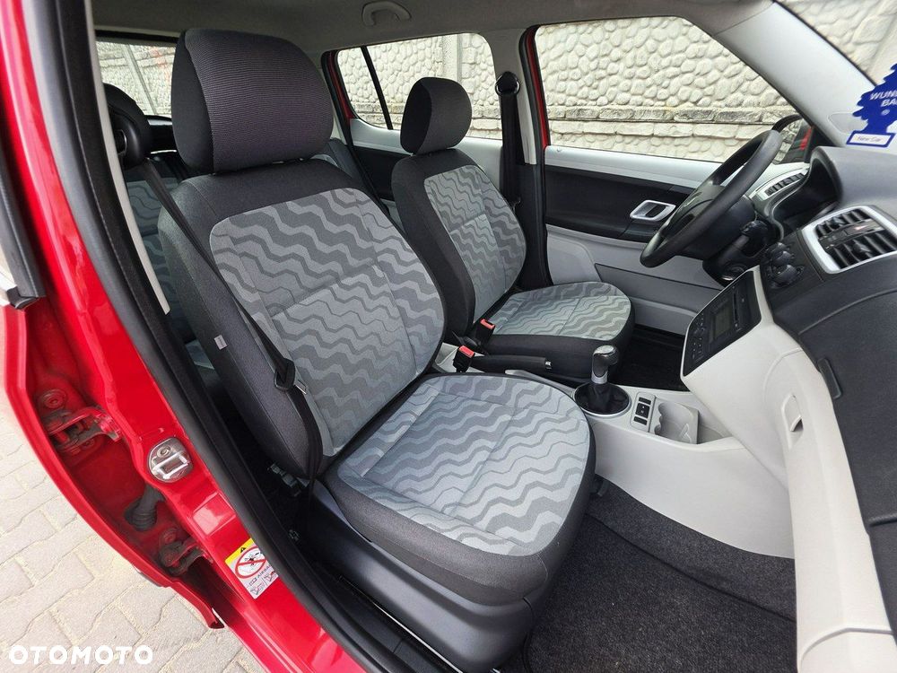 Skoda Fabia 1.2 HTP Ambition - 20