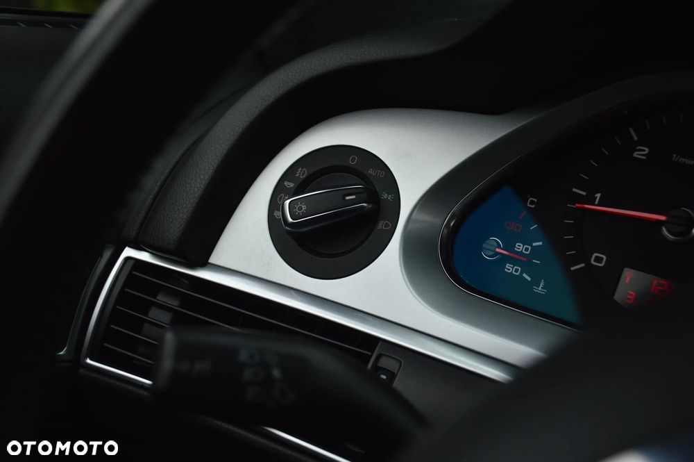 Audi A6 Avant 3.0 TDI DPF quattro tiptronic - 20