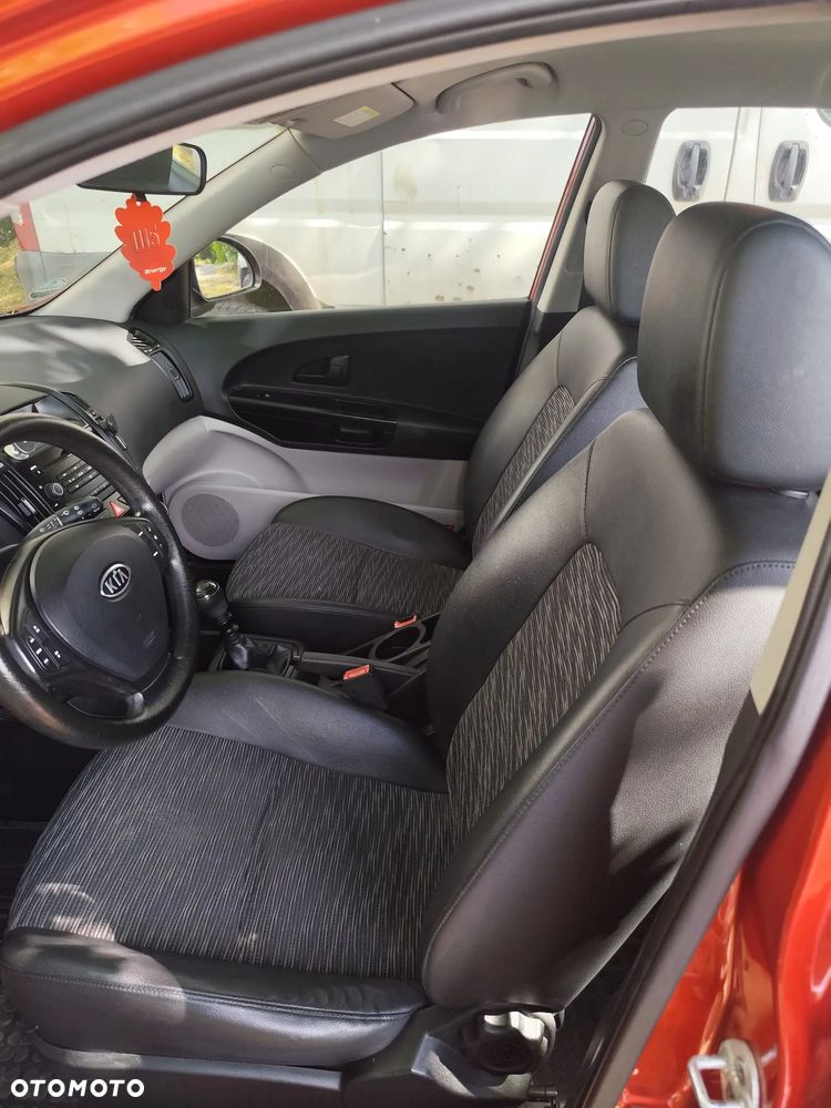 Kia Ceed 1.4 Comfort - 11