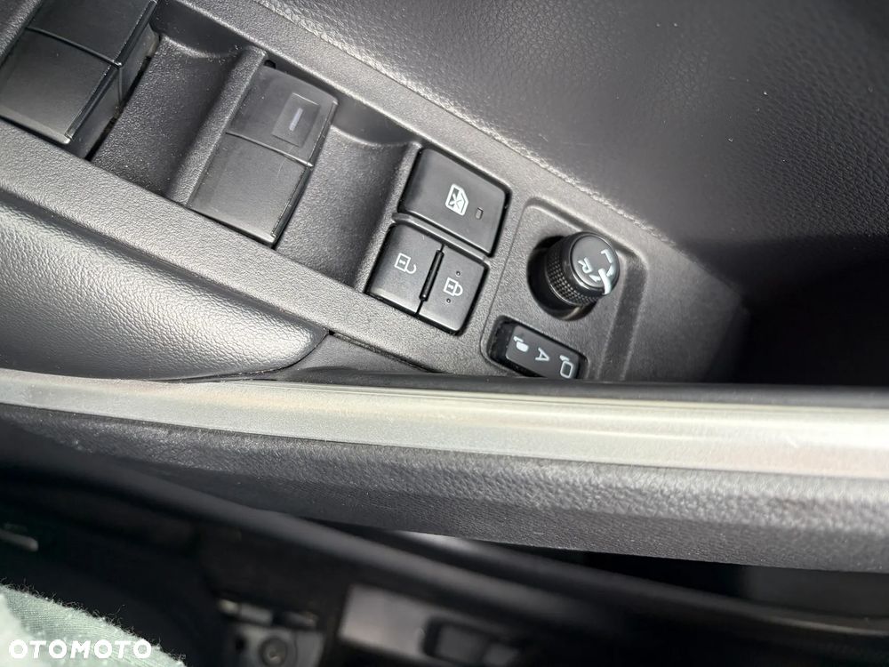 Toyota Corolla Cross 2.0 Hybrid Comfort - 19