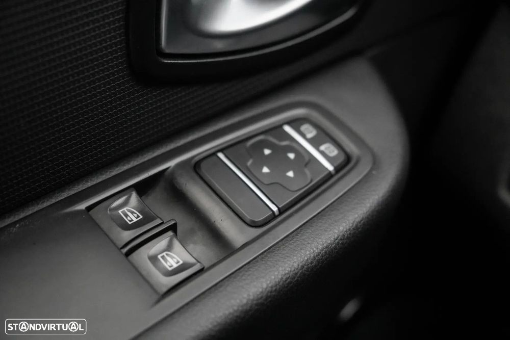 Renault Clio 1.5 dCi Comfort - 19