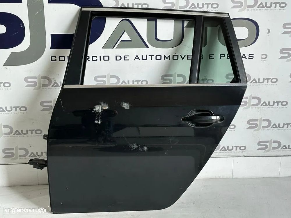 Porta Frente / Trás - BMW Série 5 (E60 / E61) - 16