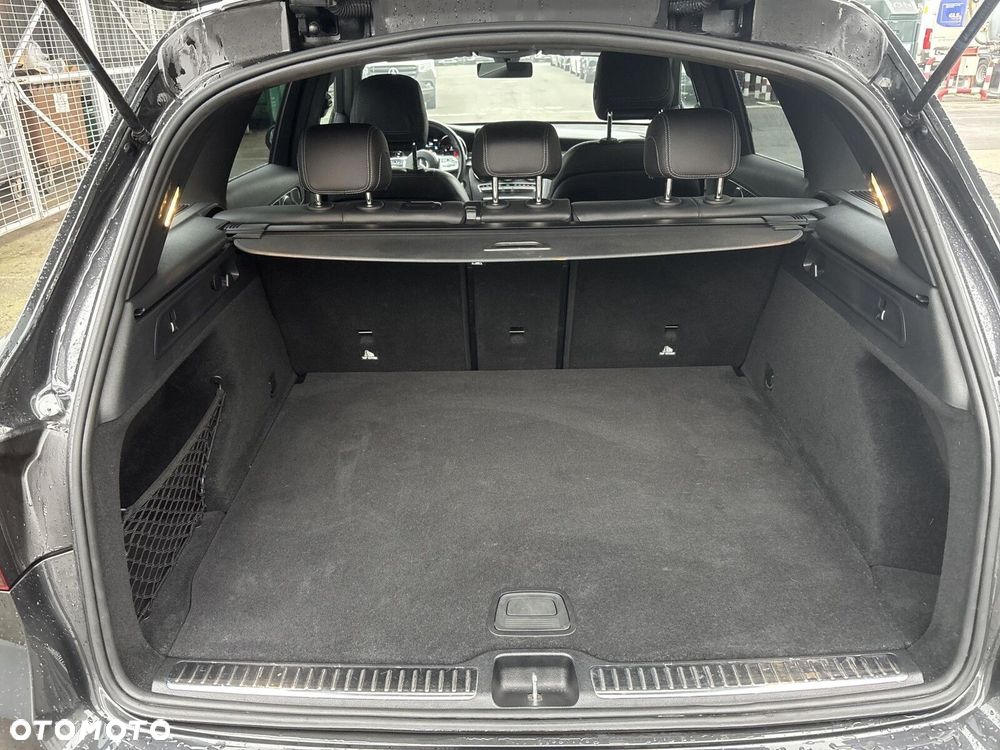 Mercedes-Benz GLC - 25