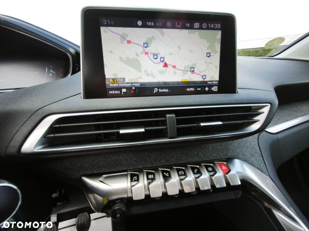 Peugeot 5008 - 10
