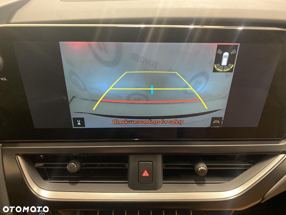 Lexus UX 250h GPF F Sport Design 2WD - 16