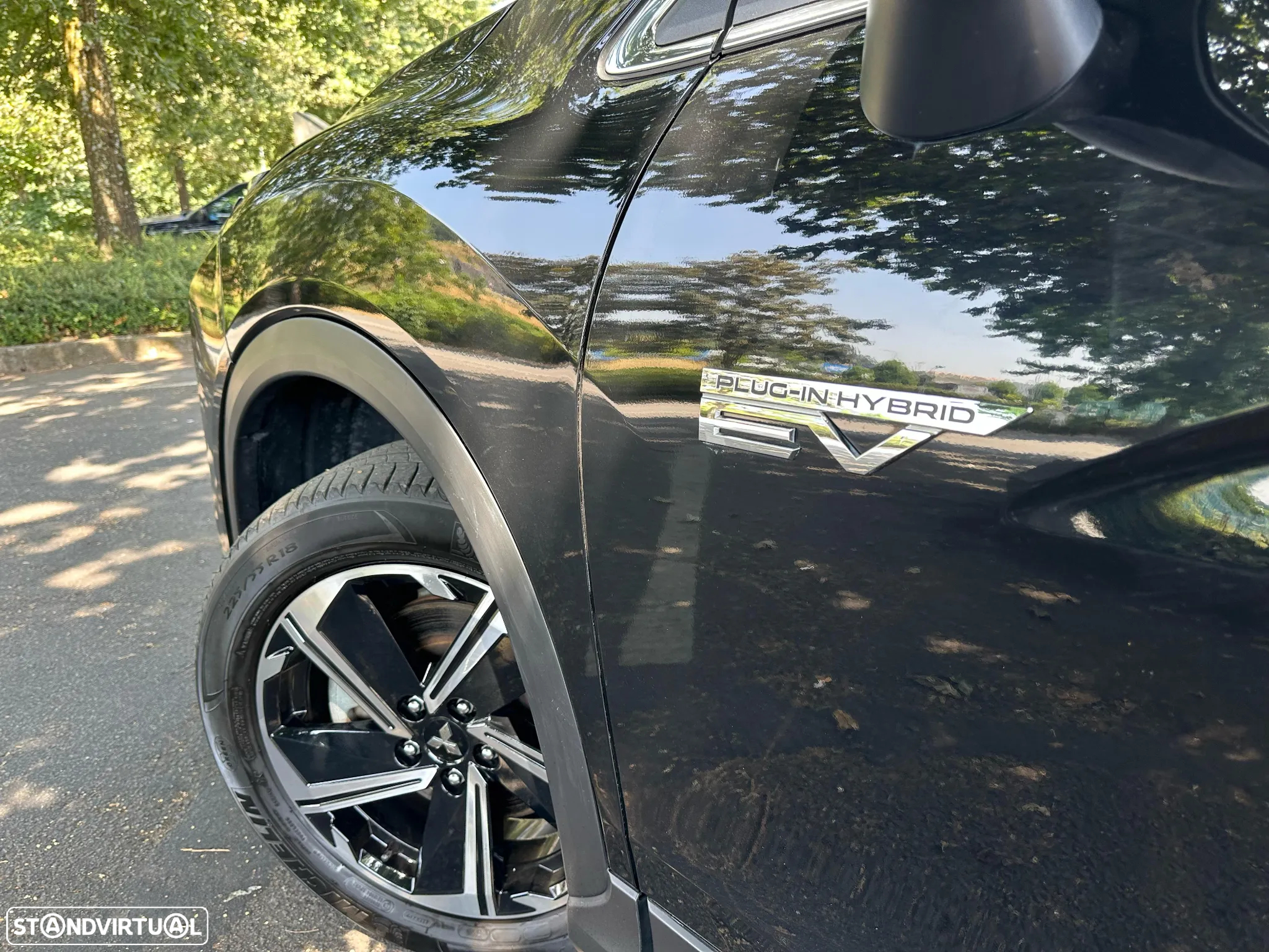 Mitsubishi Eclipse Cross 2.4 PHEV Black Edition - 17