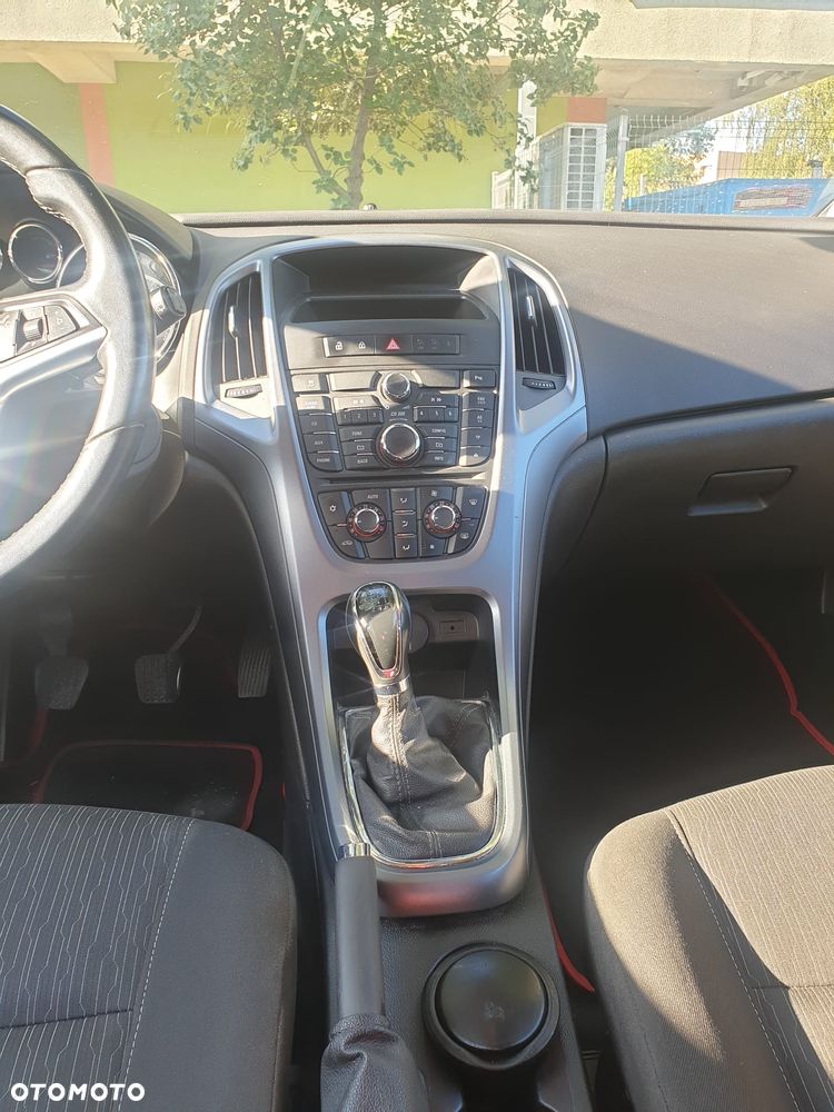 Opel Astra 1.7 CDTI Enjoy - 10