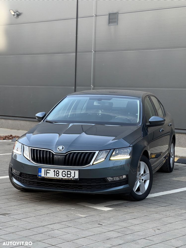 Skoda Octavia Combi Diesel 1.6 TDI Style - 6