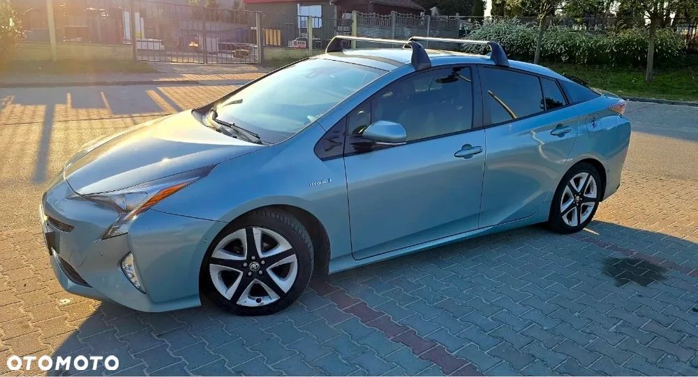 Toyota Prius Hybrid Comfort - 2