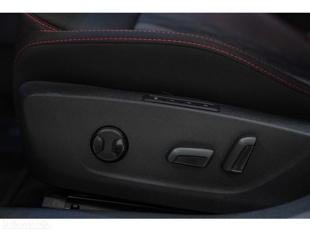 Skoda Octavia Break 2.0 TDI RS DSG - 25