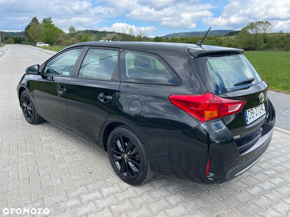Toyota Auris 1.6 Premium Comfort - 7