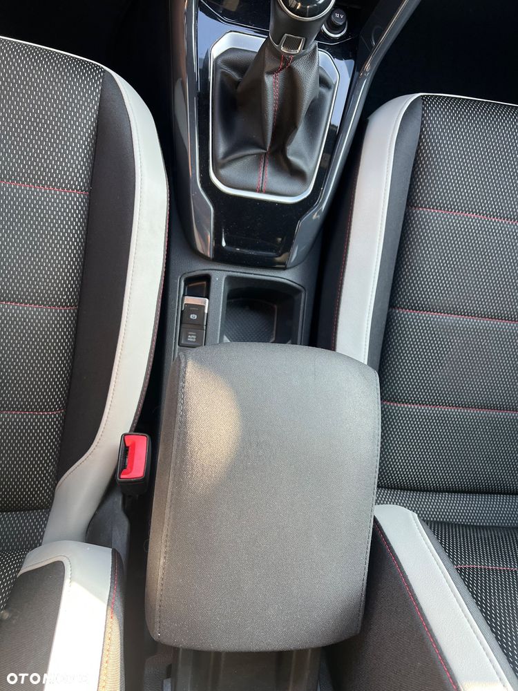 Volkswagen T-Roc 1.5 TSI ACT OPF Sport - 9