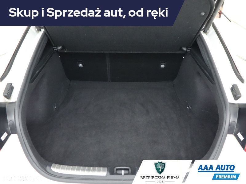Kia Stinger - 16