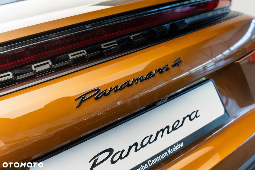 Porsche Panamera 4 - 37