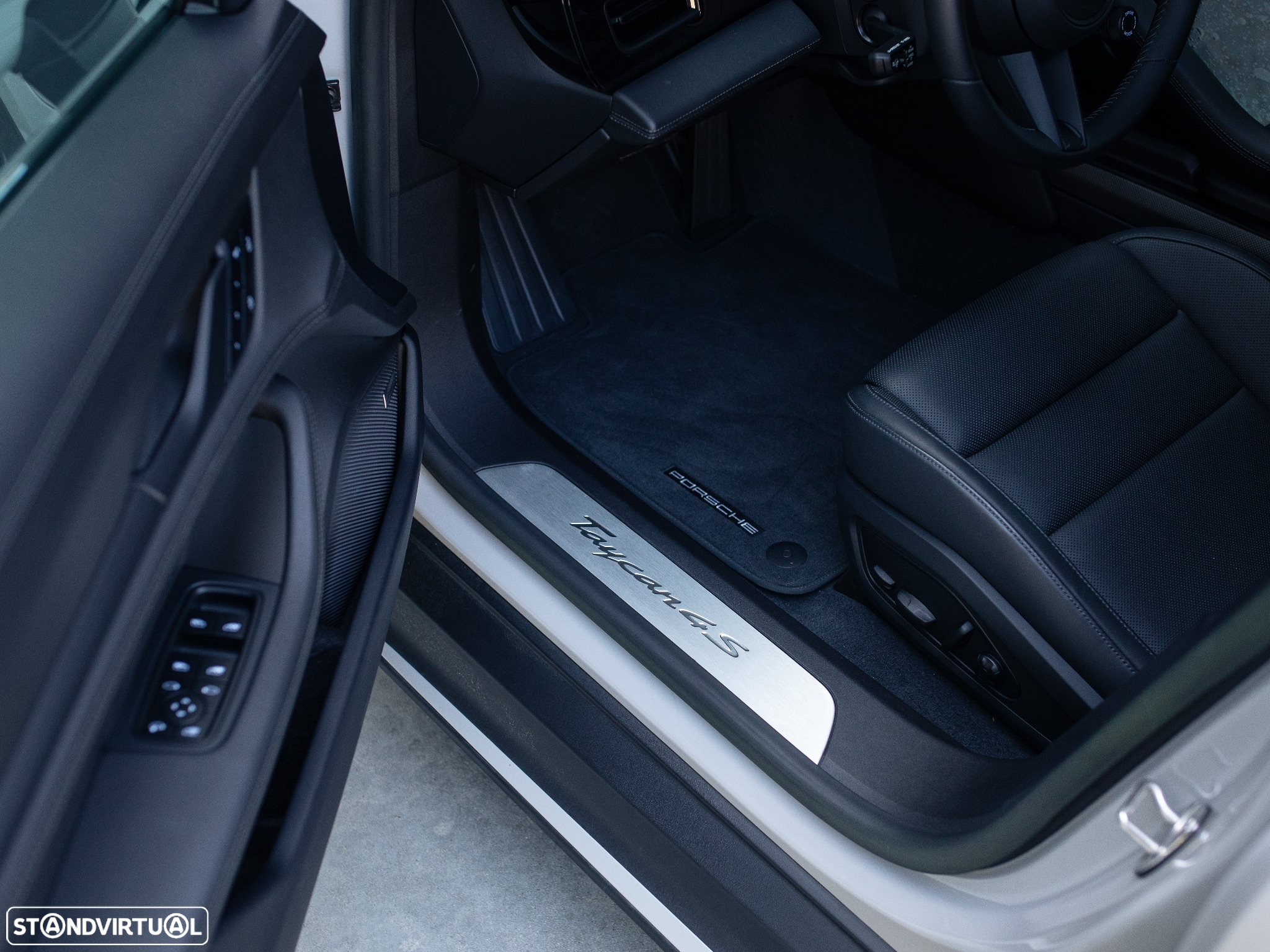 Porsche Taycan Sport Turismo 4S - 33