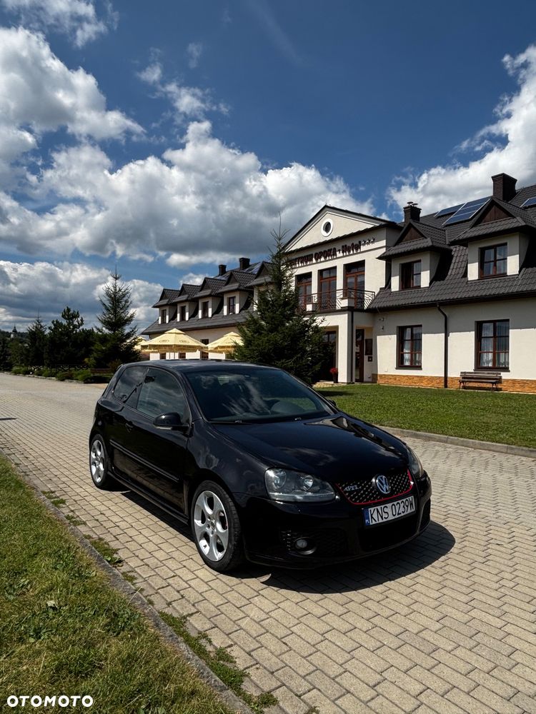 Volkswagen Golf 2.0 TSI GTI - 1