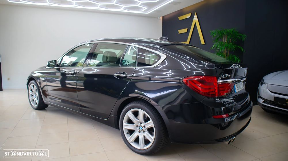 BMW 520 Gran Turismo d Line Luxury - 2