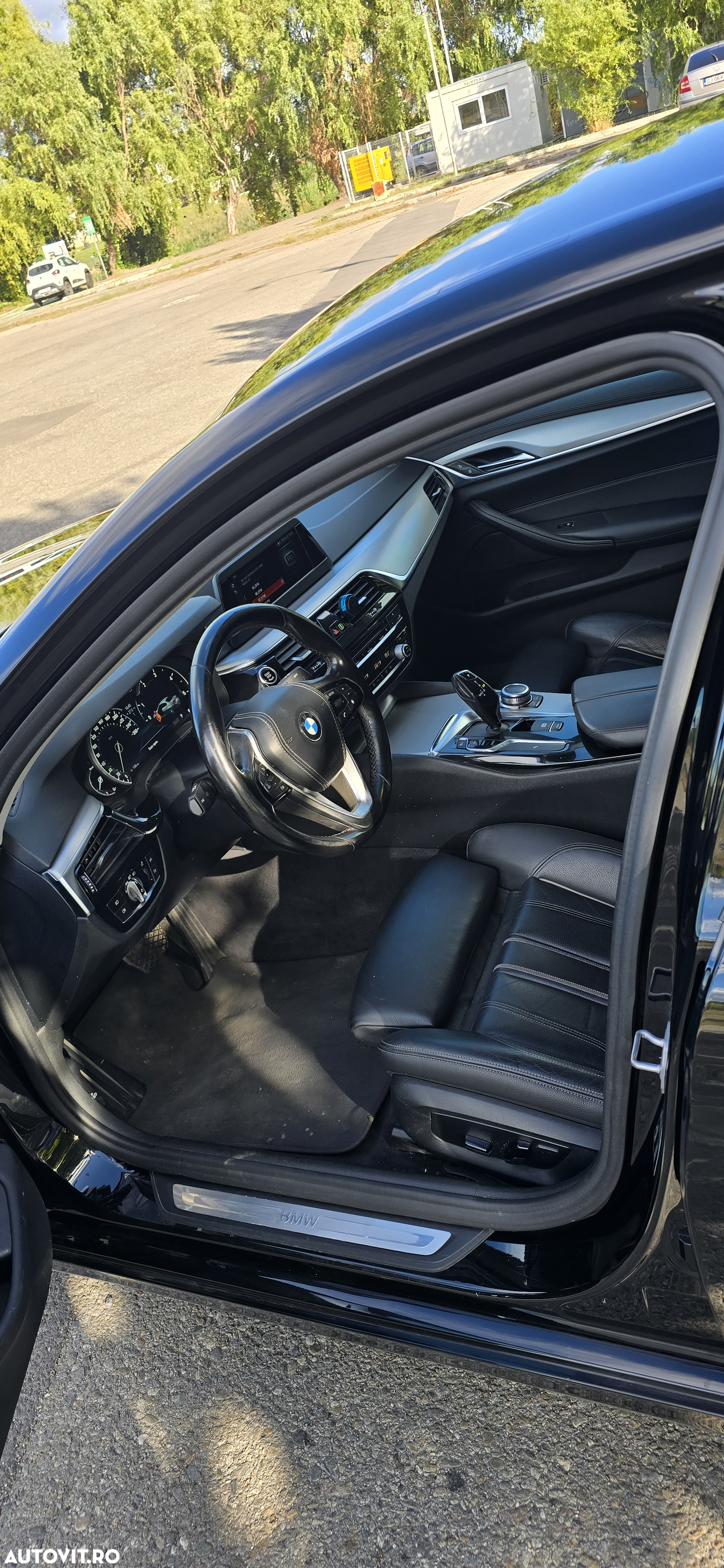 BMW Seria 5 520d Aut. - 10